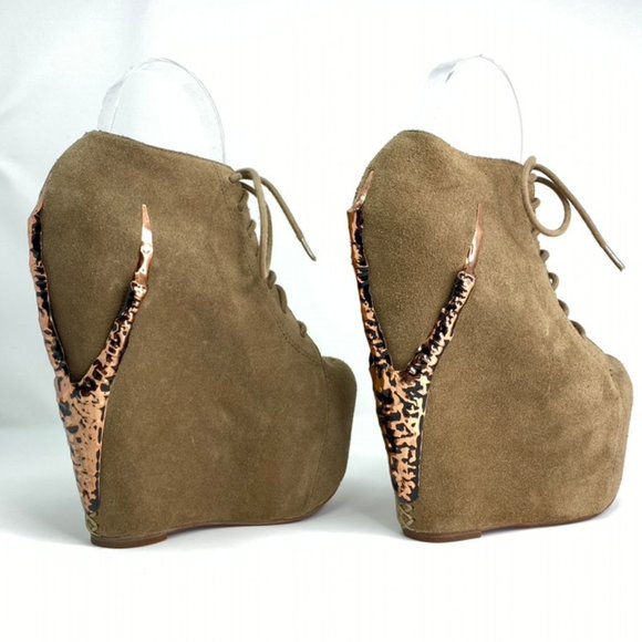 Jeffrey Campbell Suede Damsel Claw Platform Wedges - Picture 1 of 7